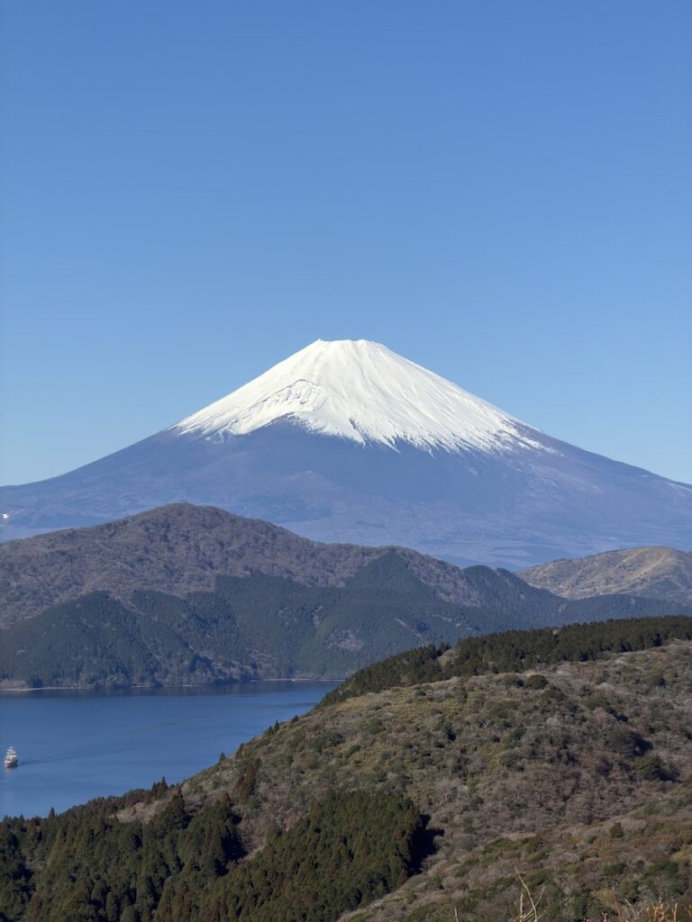 箱根ターンパイク〜芦ノ湖絶景ドライブ｜富士山と峠道を一度に