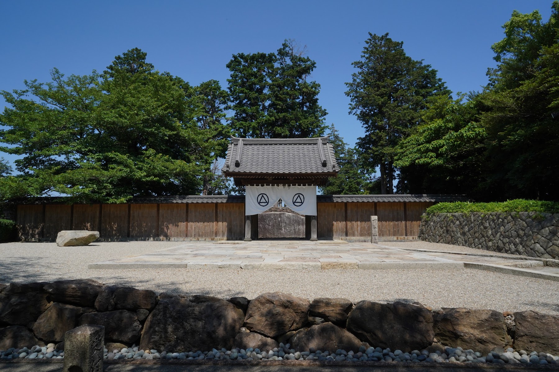 小田原文化財団 江之浦測候所
