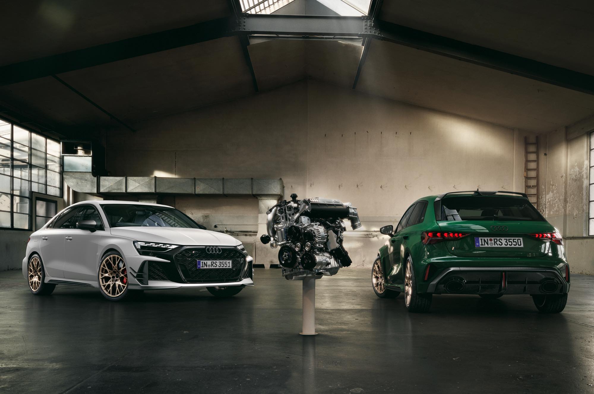 アウディ「RS 3 competition limited」予約受付開始｜5気筒エンジン50周年記念、世界750台・日本100台限定