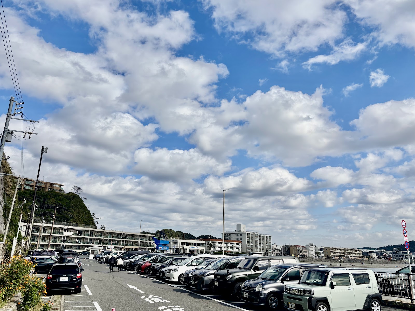 逗子海岸駐車場