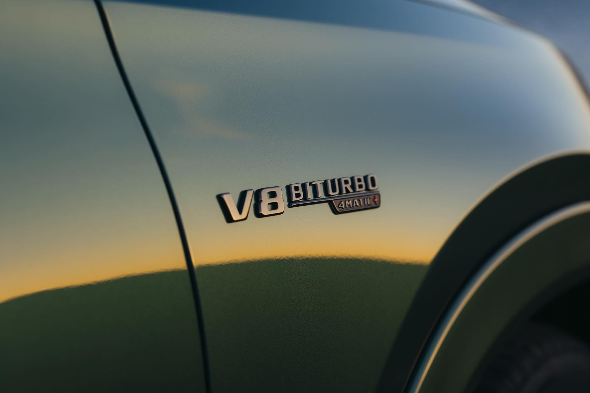 V8を「未来対応」に刷新した新エンジン