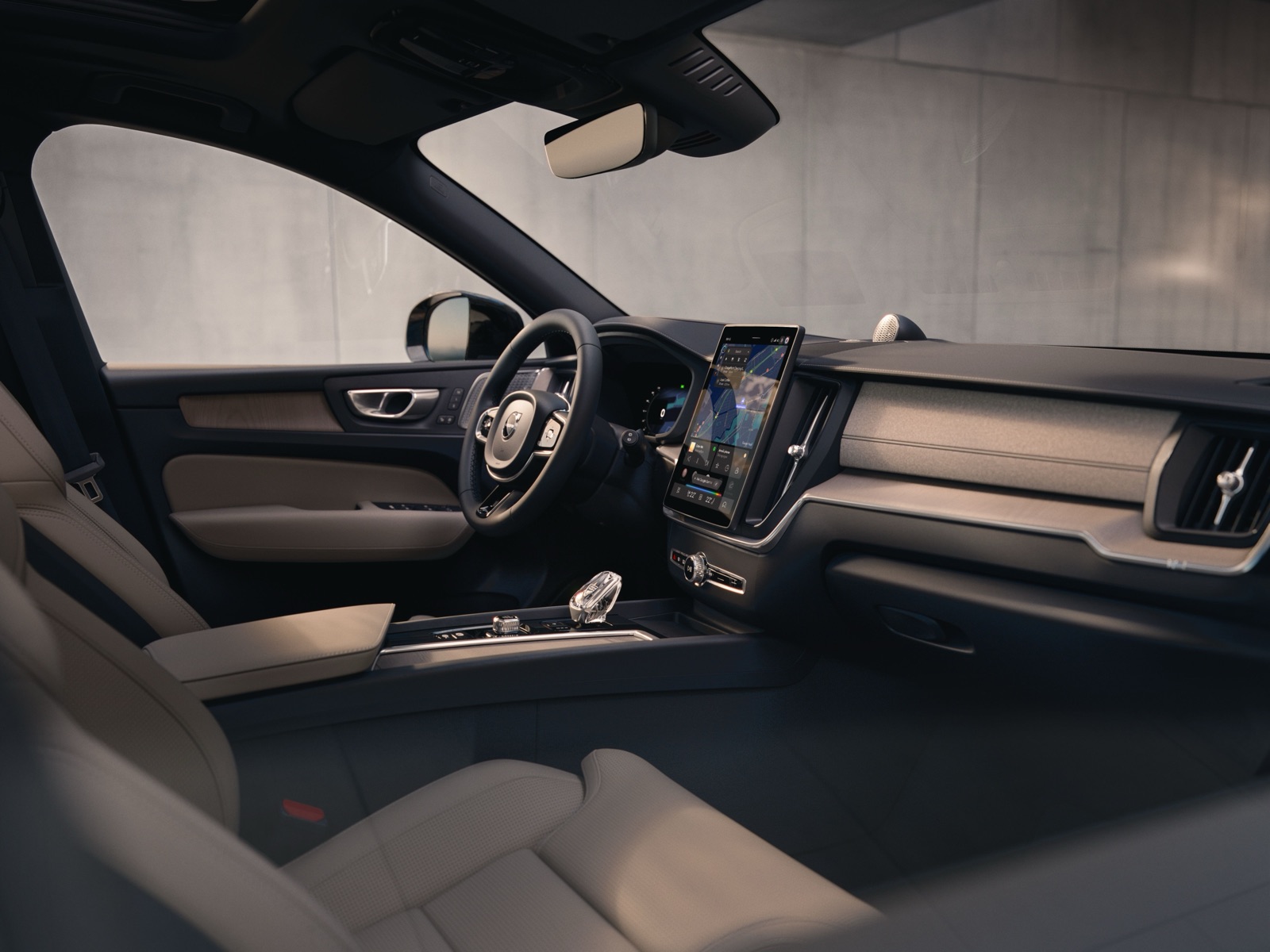 新型ボルボXC60の運転席まわりと11.2インチスクリーン