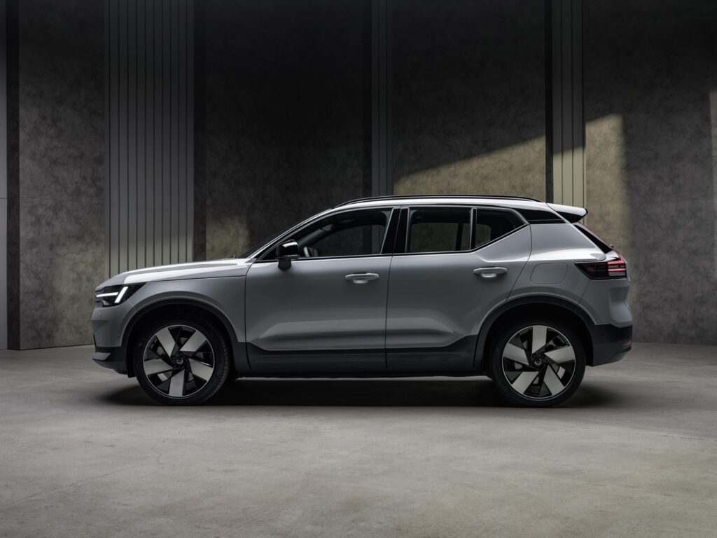 ボルボ40シリーズ2026年大幅刷新｜XC40・EX40・EC40が安全・デザイン・AIで進化